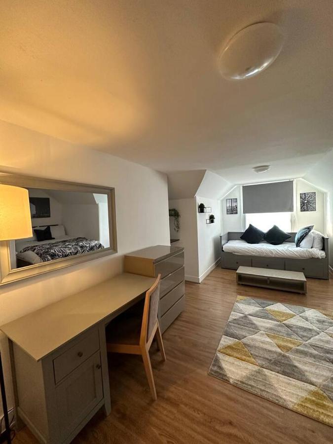3 Bed Flat With Pool Table Apartment Cambridge  Exterior photo